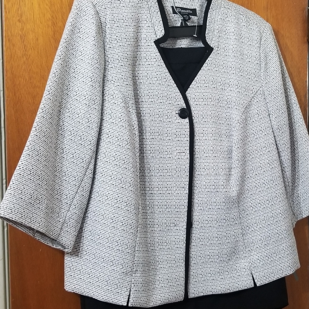 Ladies Skirt Suit by Danillo